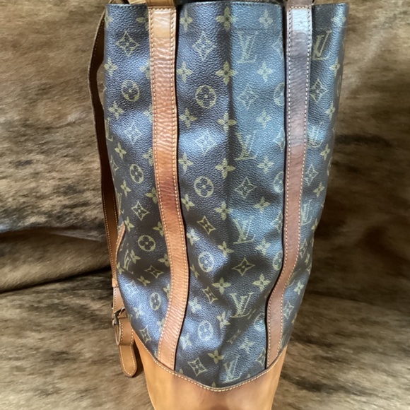 VINTAGE LOUIS VUITTON MONOGRAM CANVAS RANDONNEE GM BACKPACK - Picture 3 of 11